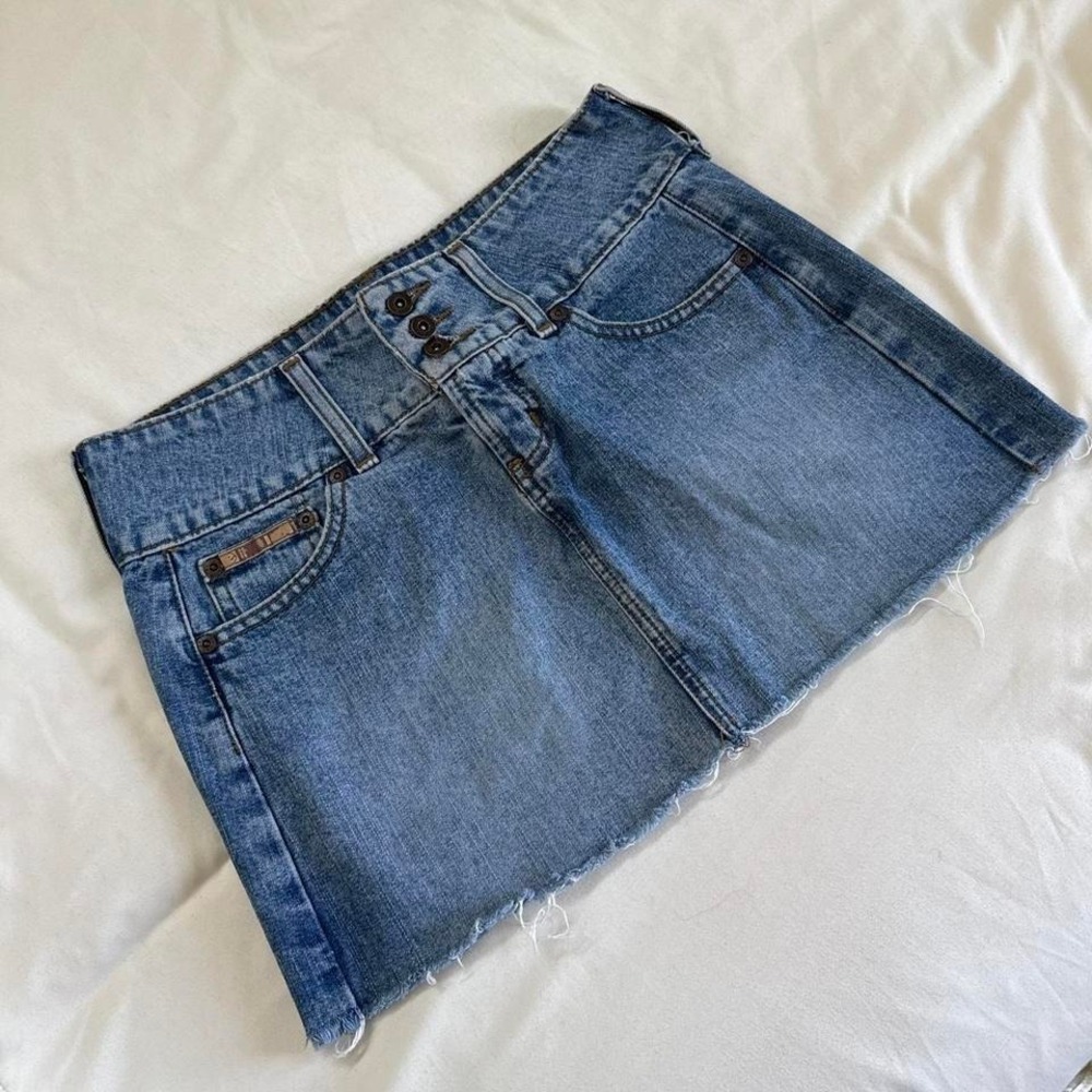 Y2K lei denim mini skirt‎ size 3